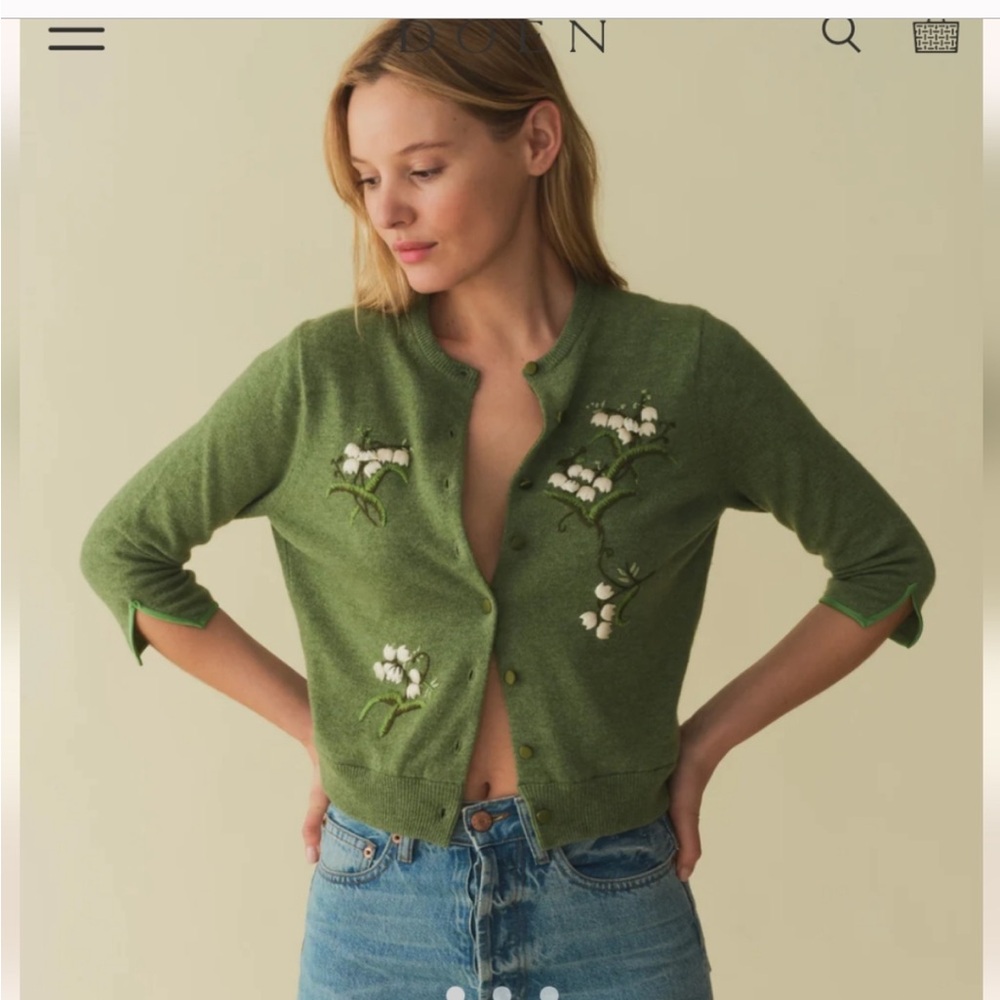Green Floral Embroidered Women's Sweater